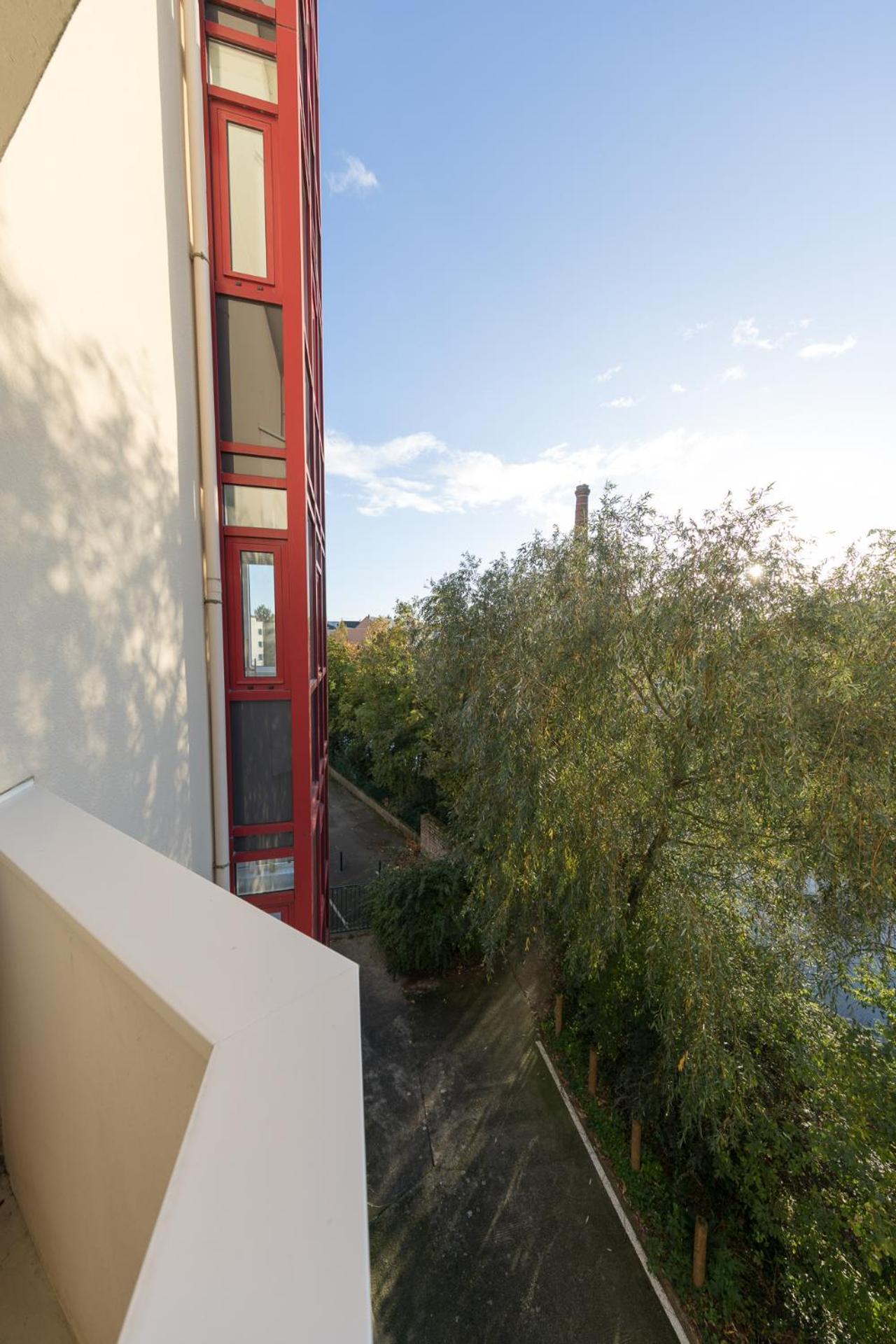 Appartement Au Sur Parc Saint-cyr *