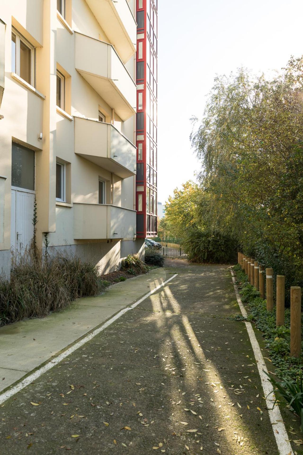 Au Sur Parc Saint-cyr *